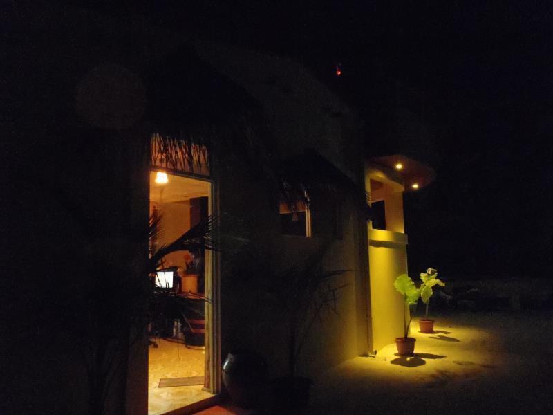 Shadow Palm Hotel Maafushi Bagian luar foto