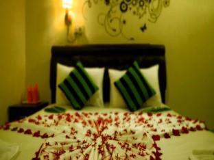 Shadow Palm Hotel Maafushi Bagian luar foto